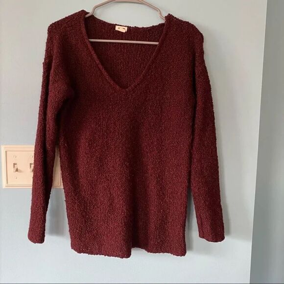 Garage v neck sweater - Picture 1 of 4